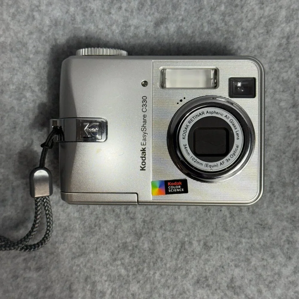 Digital Electronics/ Walkman, Digital Recorders, Cameras - Picture 5 of 7